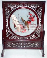  LUXURIOUS FRAME 11